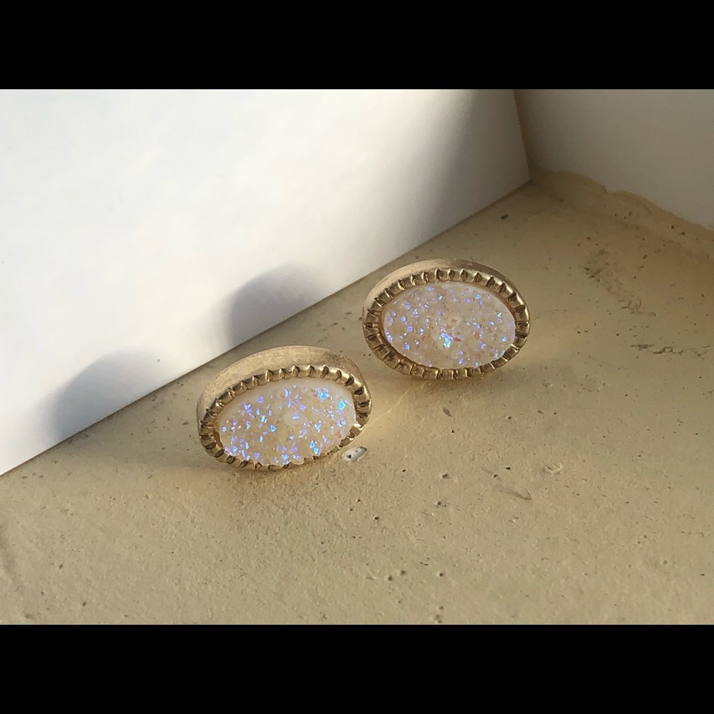 White Iridescent Oval Druzy Stud Earrings Gold